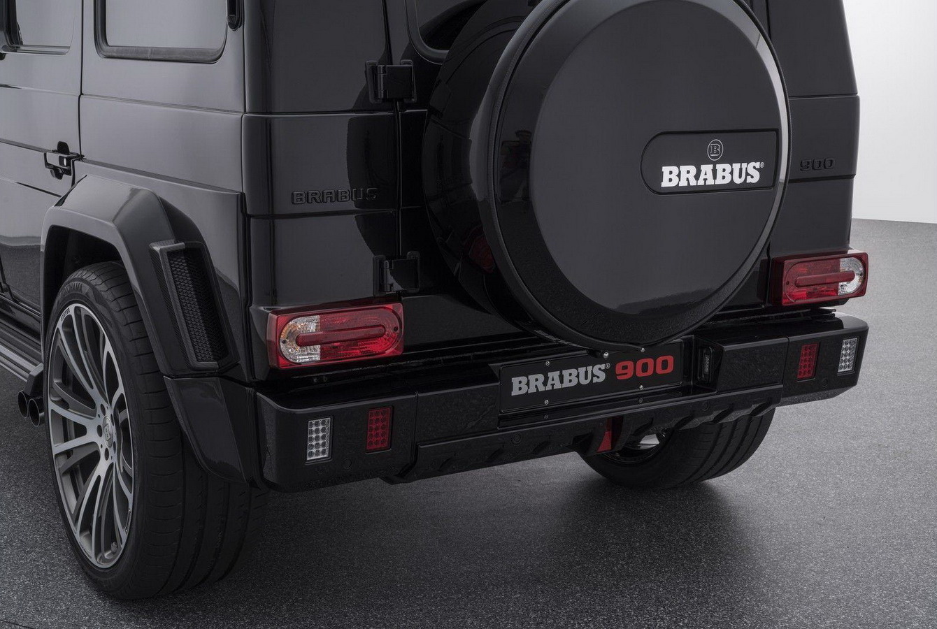 brabus-900-one-of-ten-mercedes-amg-g65-16.jpg