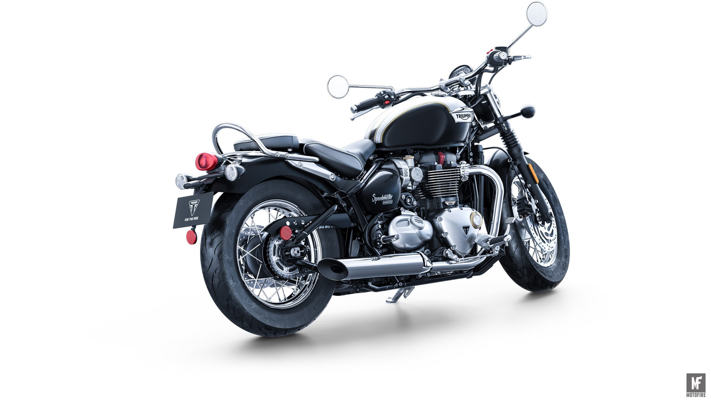motofire-Speedmaster_Rear_3-4_Fusion_White_Phantom_Black.jpg