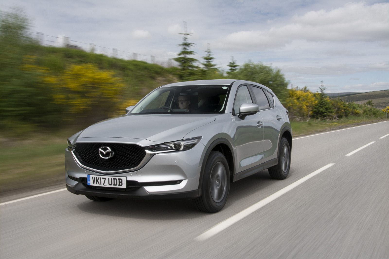 2017-MazdaCX5-UK-26.jpg