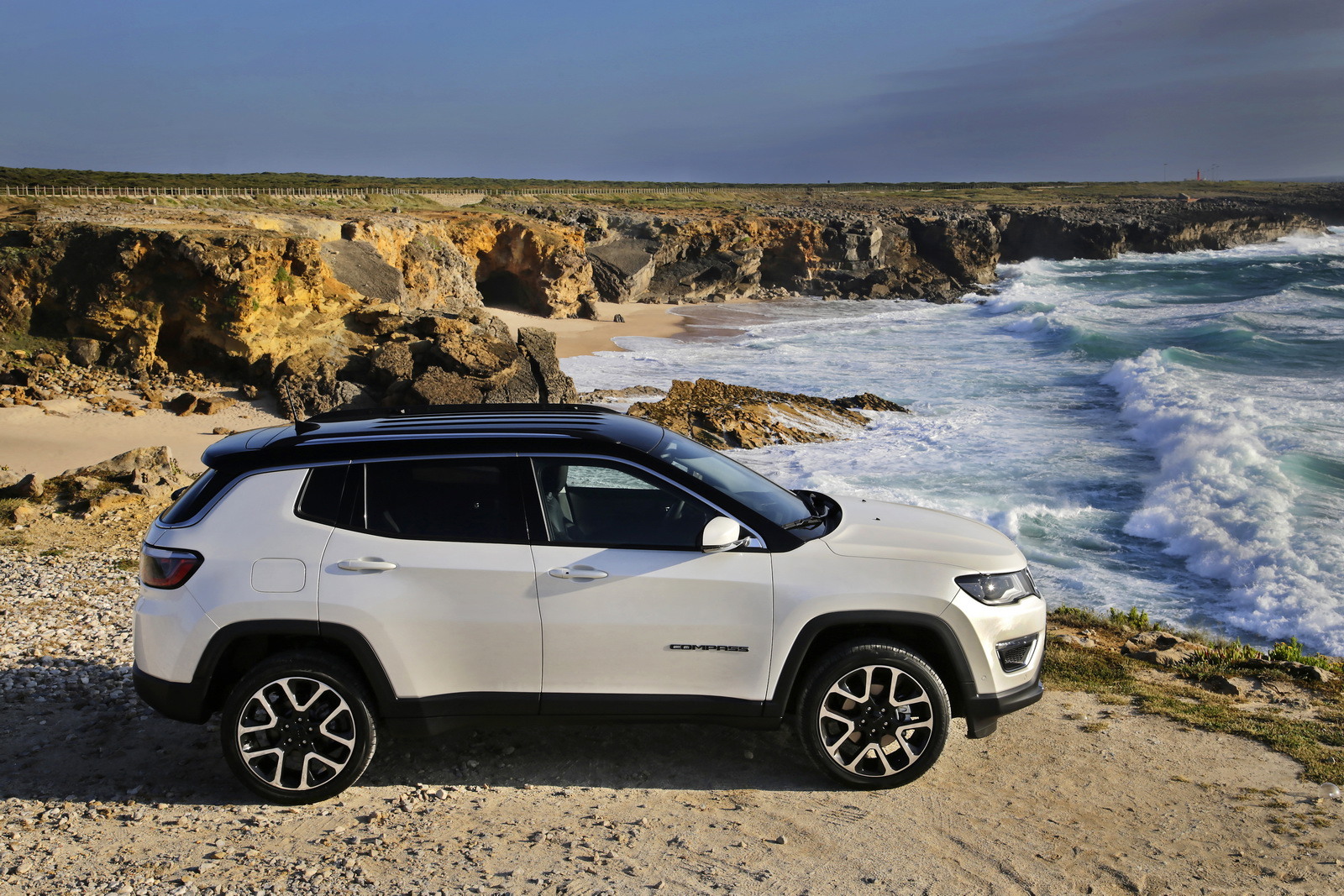 Jeep-Compass_06.jpg