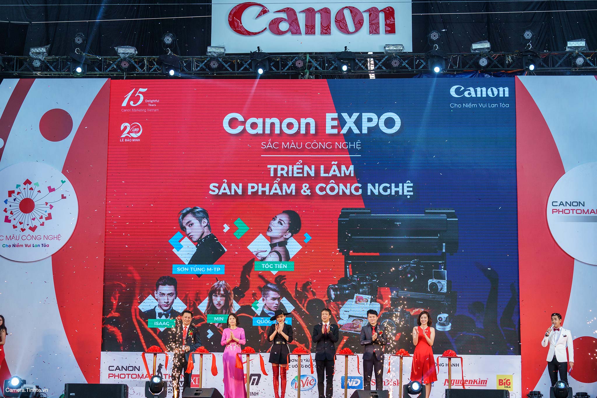Camera-Tinh-Te_Canon-Expo-2017_3.jpg
