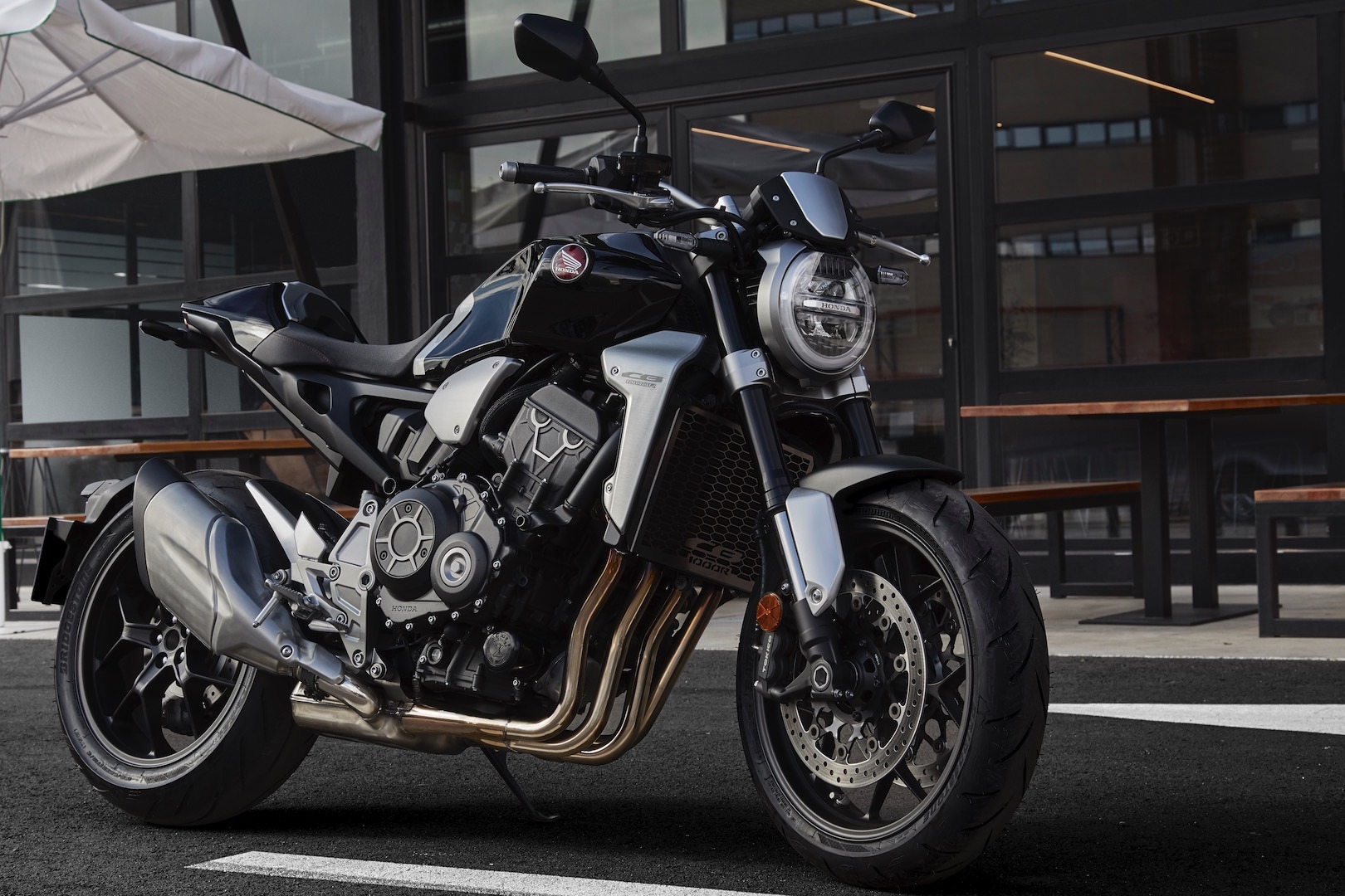 2018-Honda-CB1000R-First-Look-naked-sport-motorcycle-8.jpg