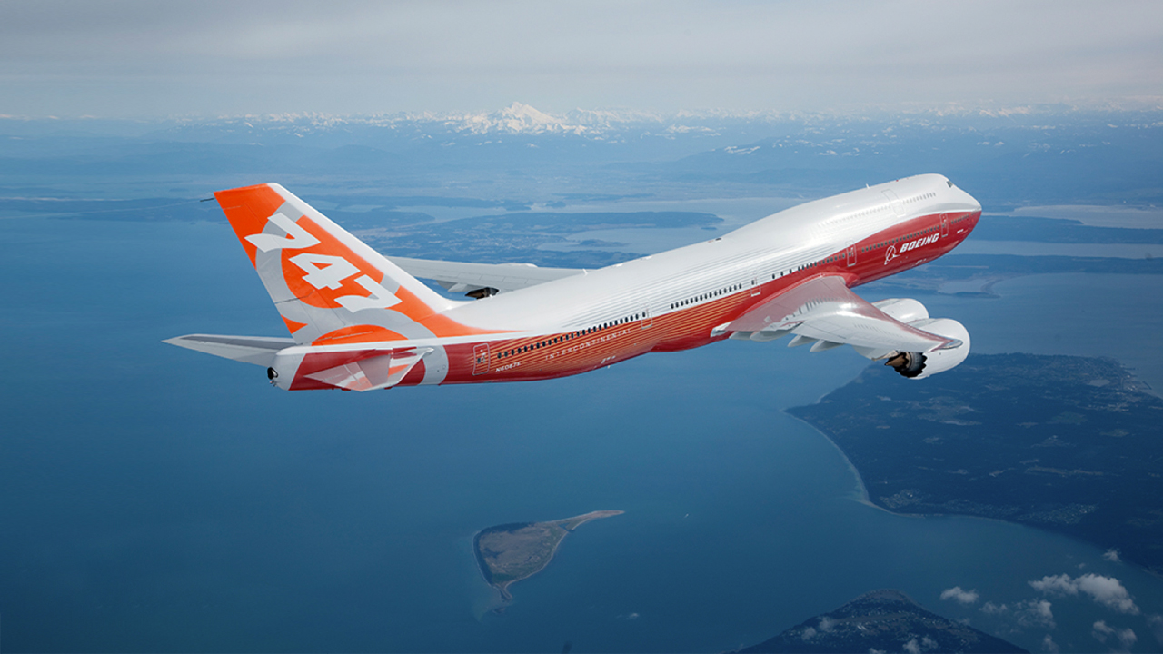 Boeing_747_8.jpg
