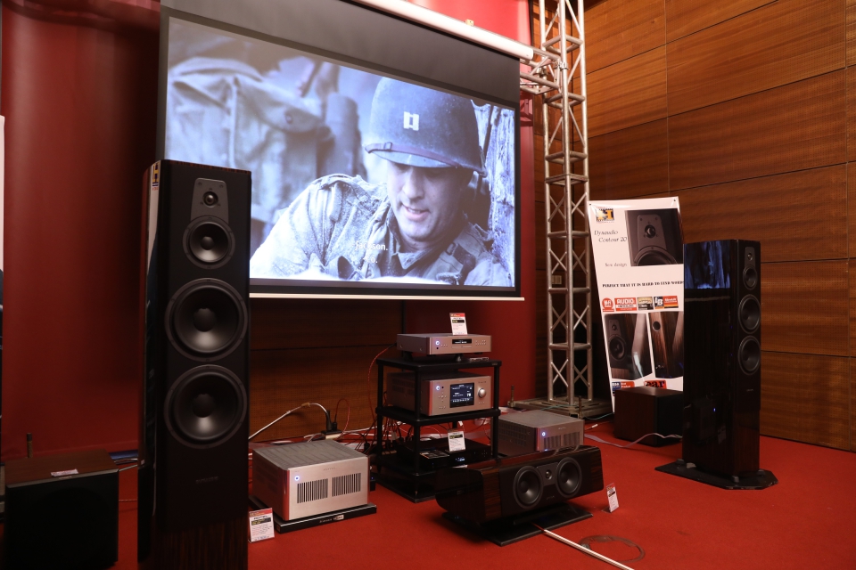 monospace-avshow-2017-hoàng-hải-audio-dynaudio-contour-20-rotel (2).JPG