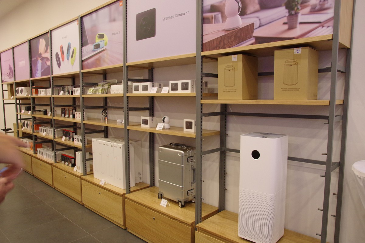 Xiaomi_Mi-Store-05.jpg