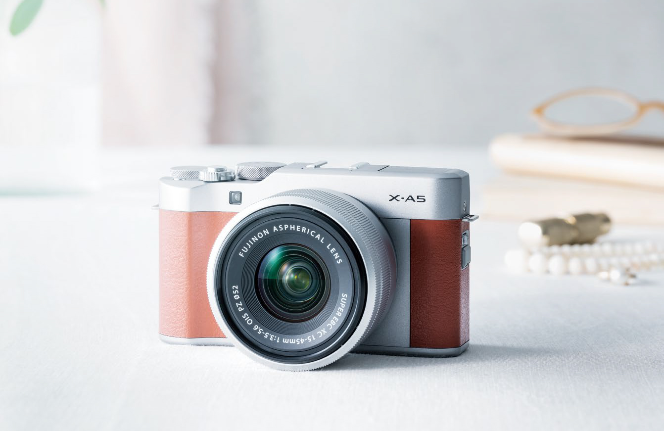 富士フイルム X-A2とXC 15mm-45mm f3.5-5.6 OIS PZ Đây là chiếc 富士フイルム X-A2とXC 15mm-45mm f3.5-5.6 OIS PZ Đây là chiếc