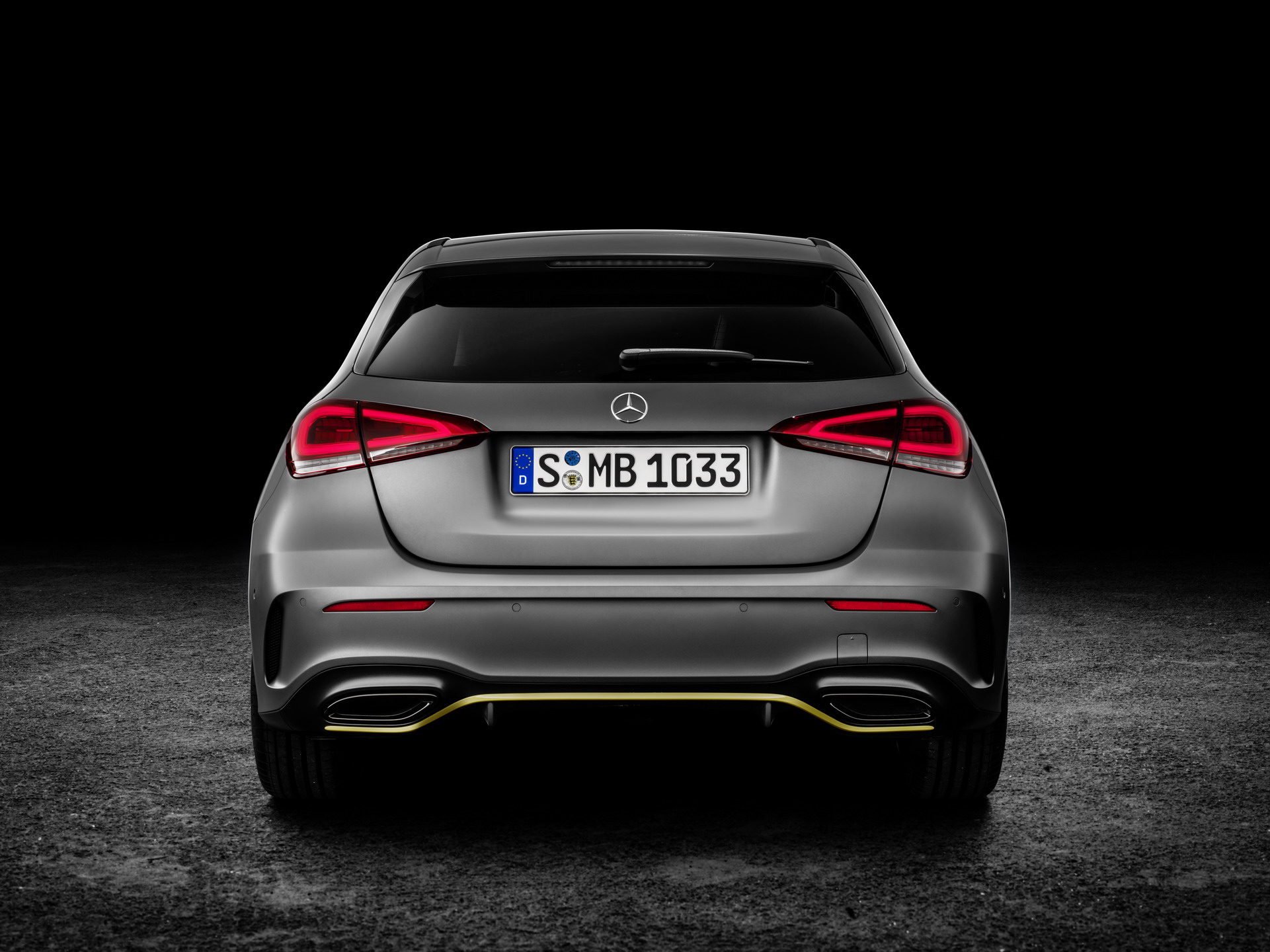 Mercedes-Benz_A-Class_2019_xe.tinhte.vn_23.jpg