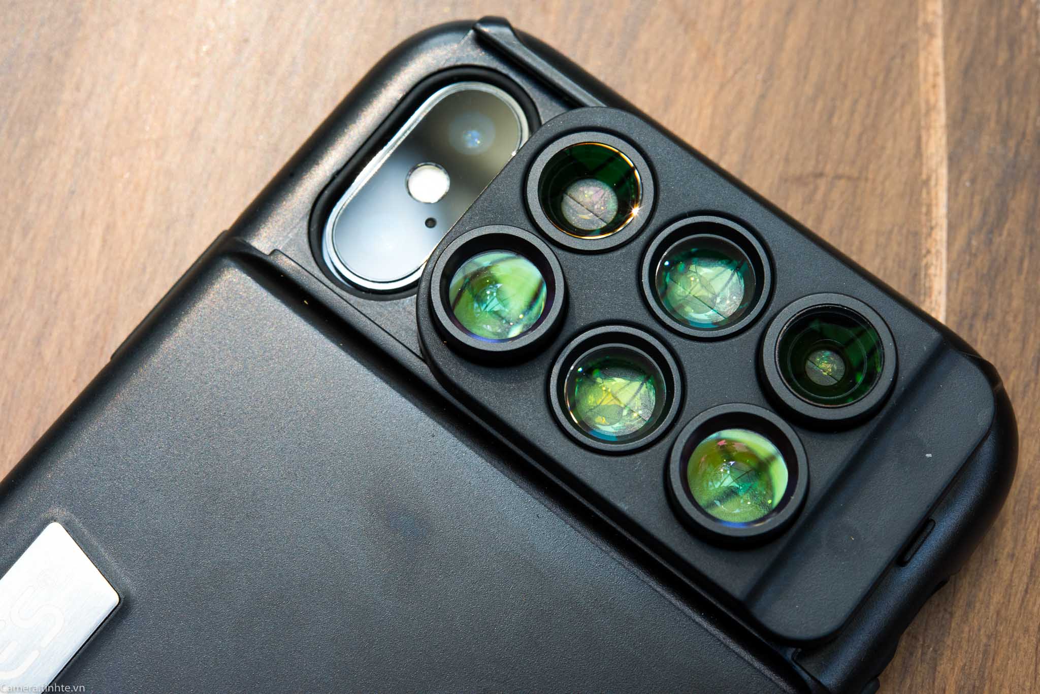 Tren tay ong kinh P-Hole lens iPhone X - Camera.tinhte.vn-6.jpg