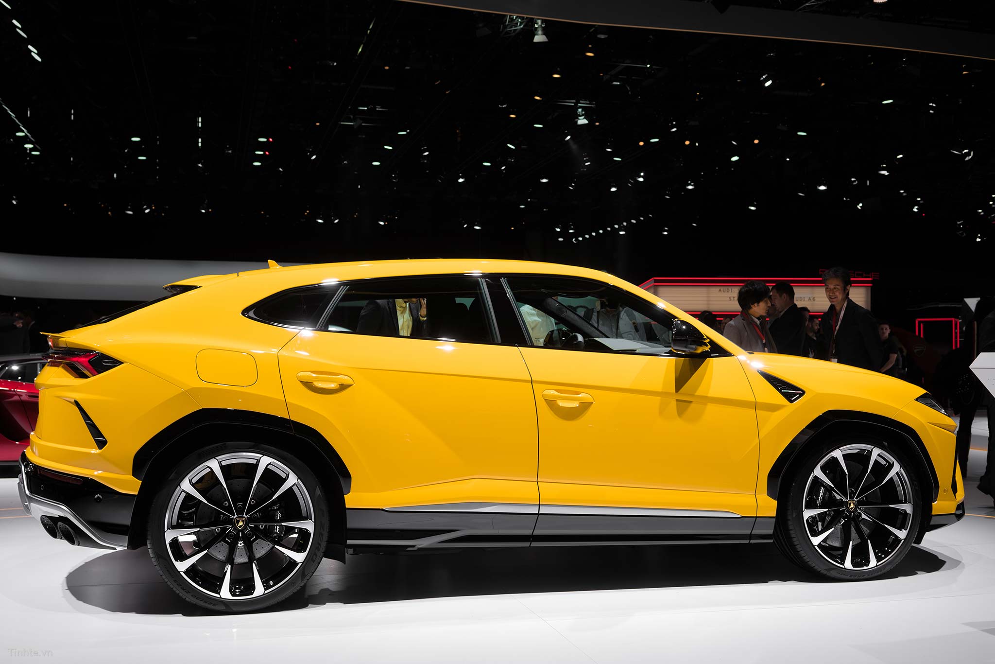 tinhte_lamborghini_suv_urus_gms18_9.jpg