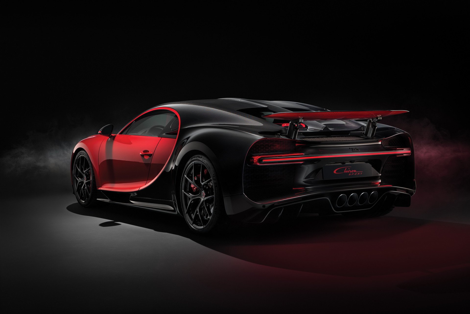 4257933_2018-bugatti-chiron-sport-3.jpg