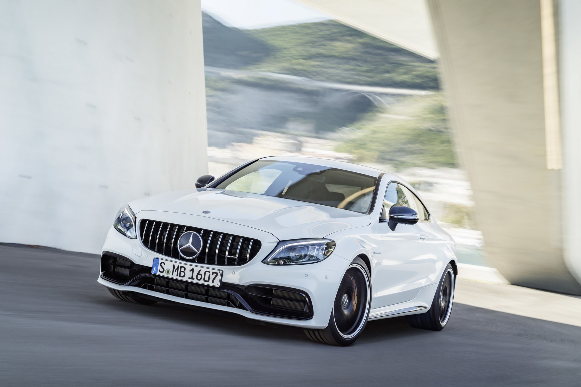 Mercedes-AMG-C63-Coupe-1.jpg