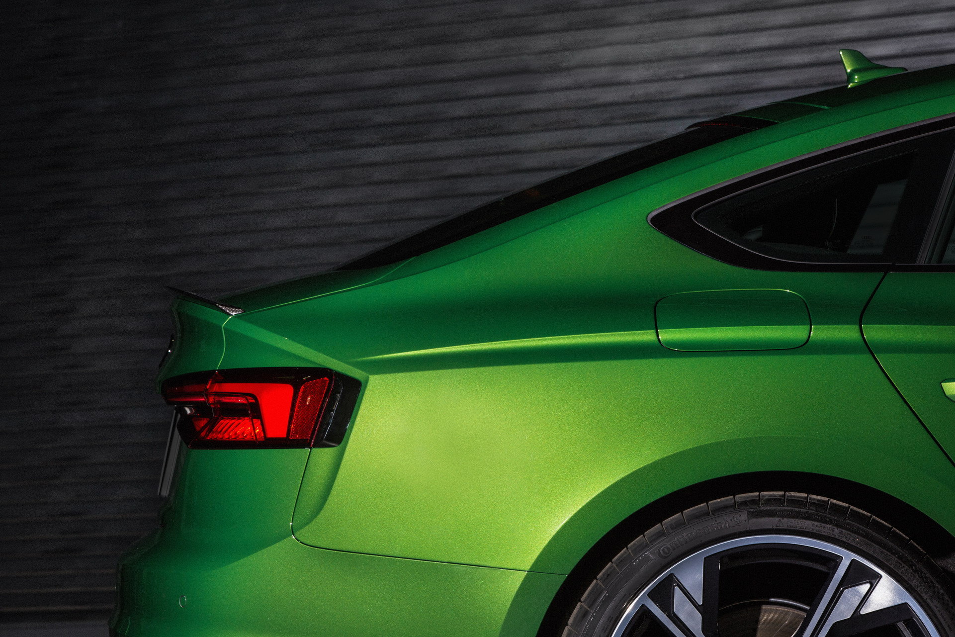 Audi-RS5-Sportback-12.jpg