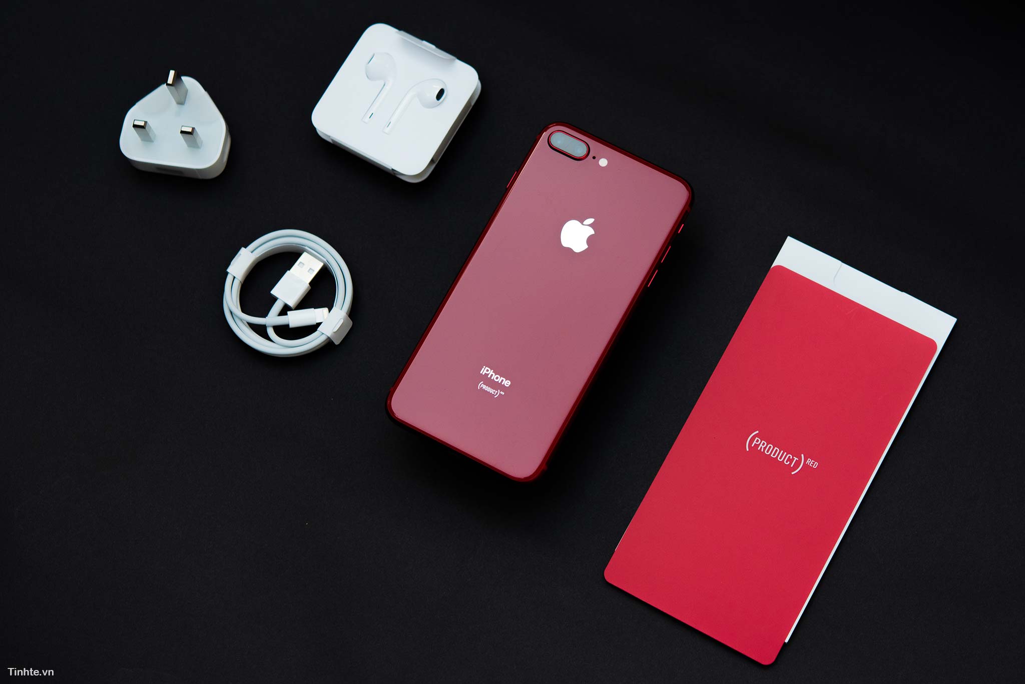 tinhte_tren_tay_apple_iphone_8_product_red_18.jpg