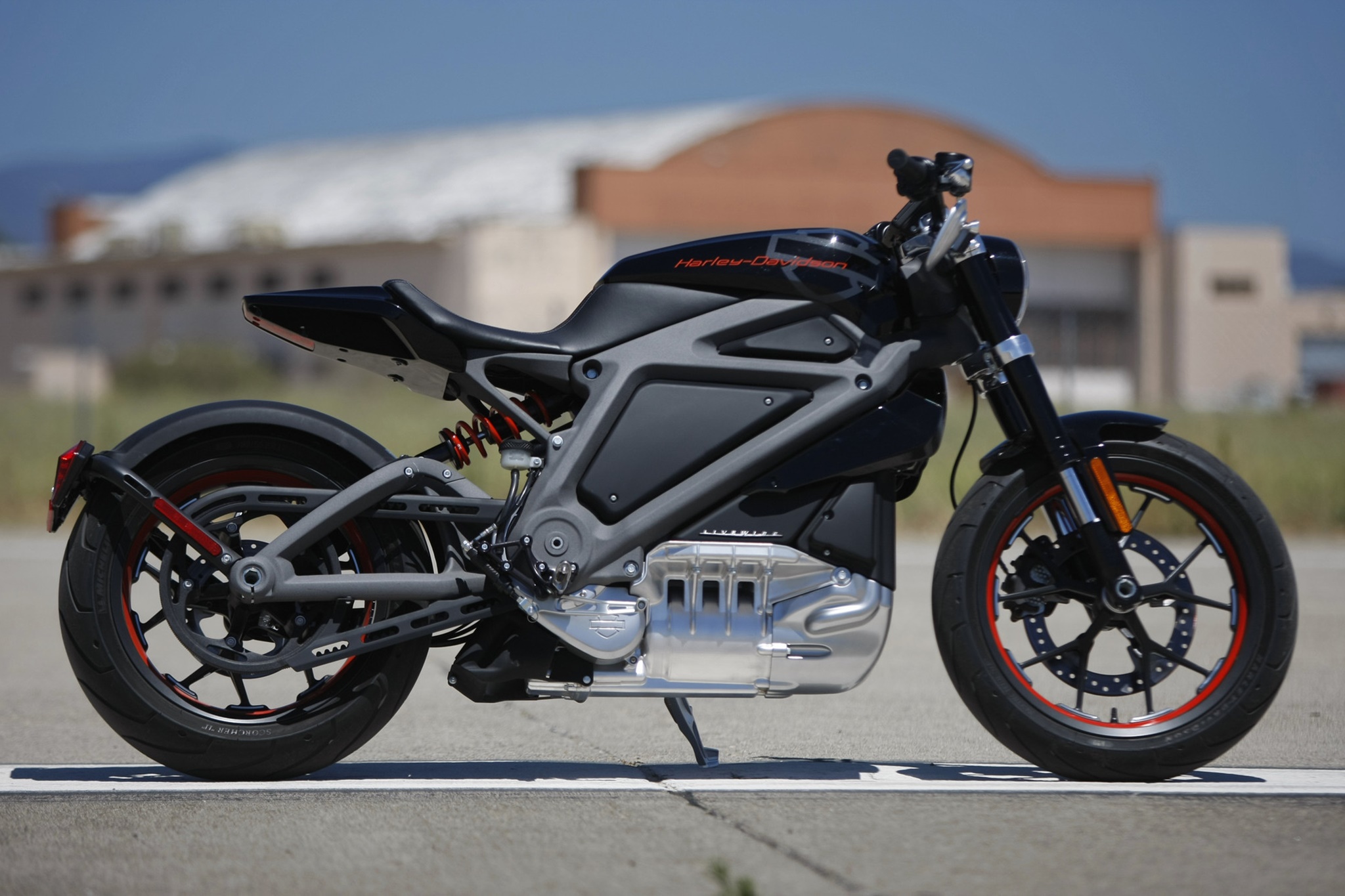 Harley_Davidson_Live_Wire_Electric_Motorcycle_2018_Xe_Tinhte-003.jpg