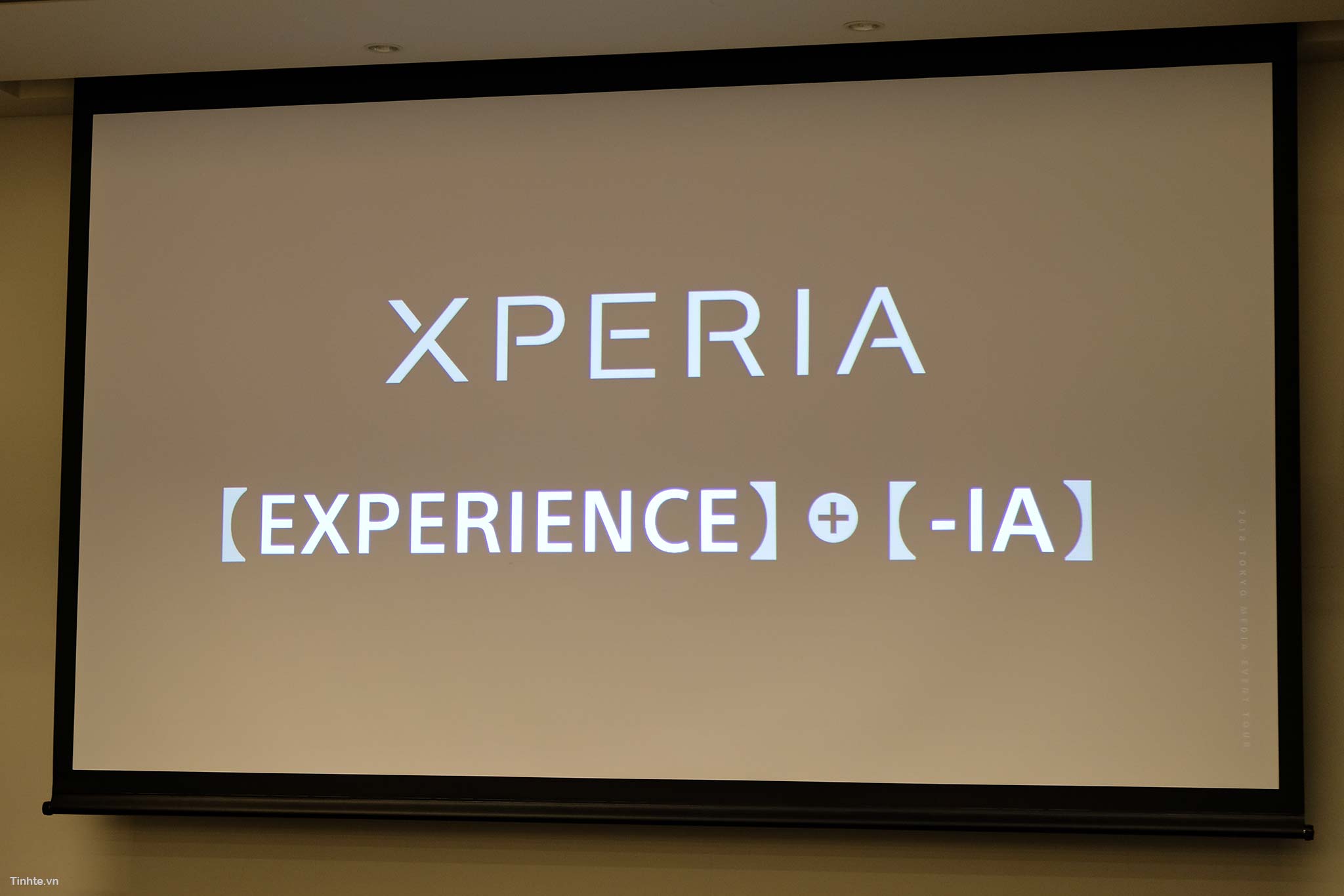 Xperia2-Japan-8.jpg
