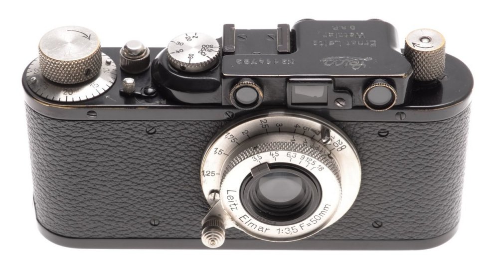 Leica II Black 4.jpg