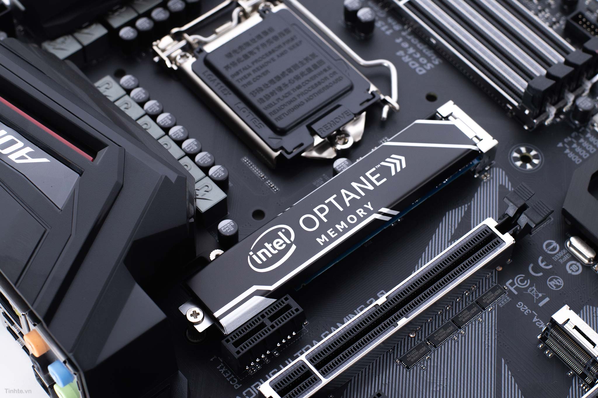 tinhte_tren_tay_mainboard_gigabyte_optane_8.jpg