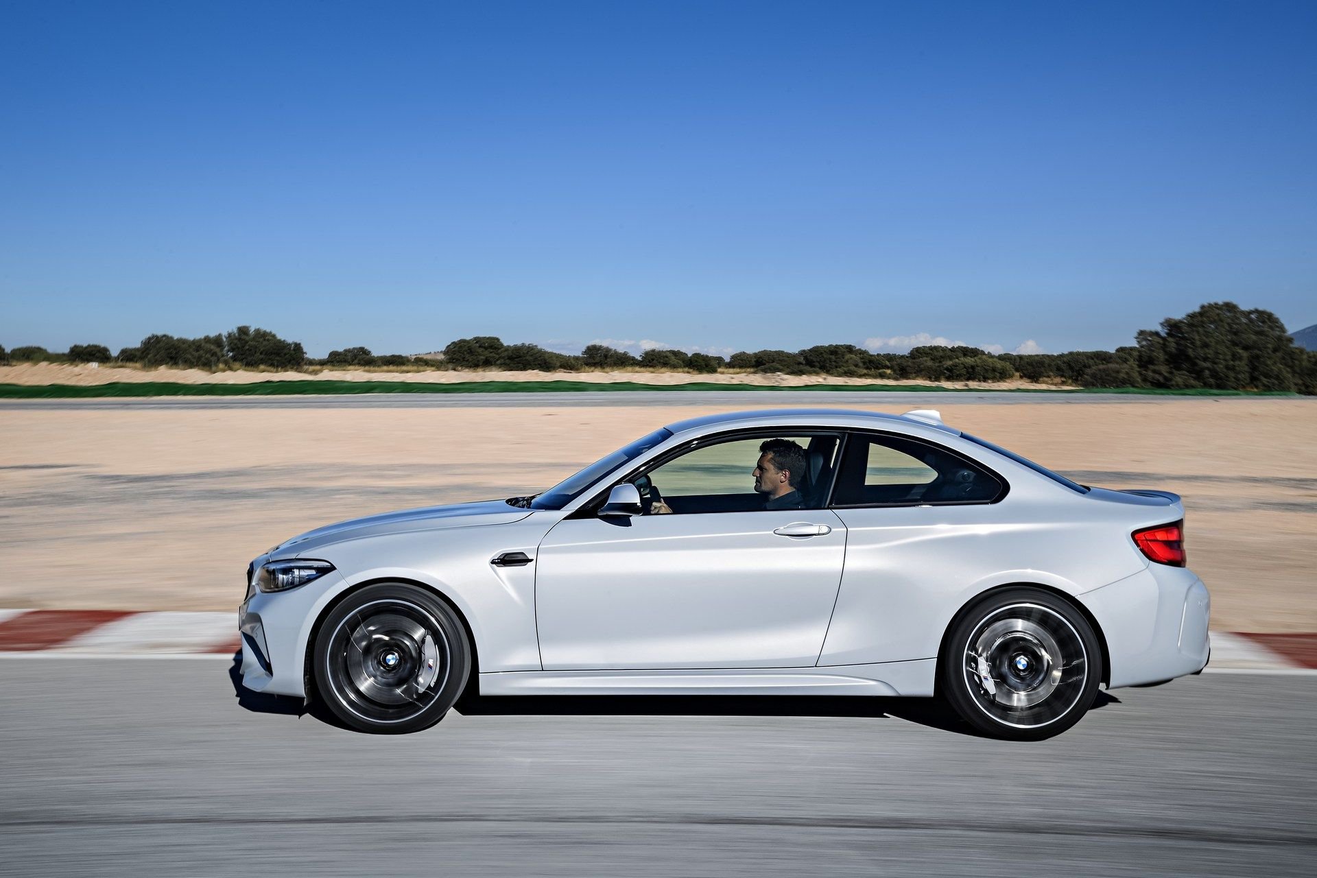 BMW-M2-Competition-15-1.jpg