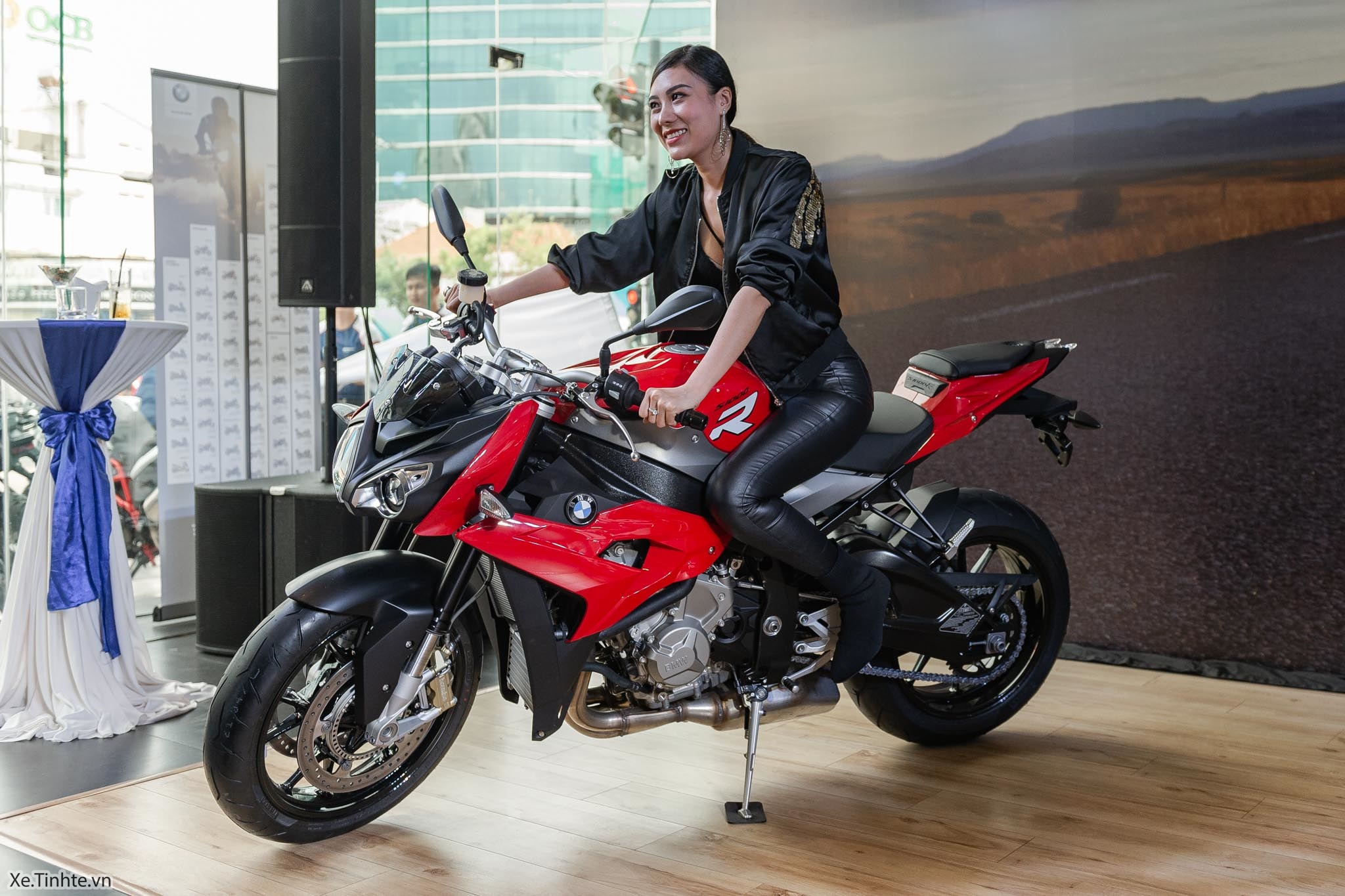 BMW_S1000R_2018_Xe_Tinhte-036.jpg