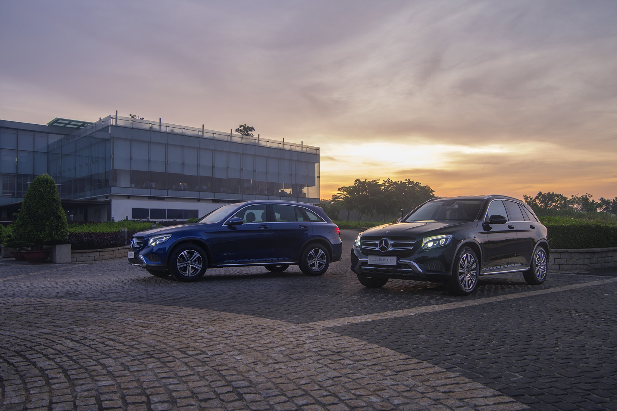 Mercedes_Benz_GLC_200_2018_Xe_Tinhte-013.jpg