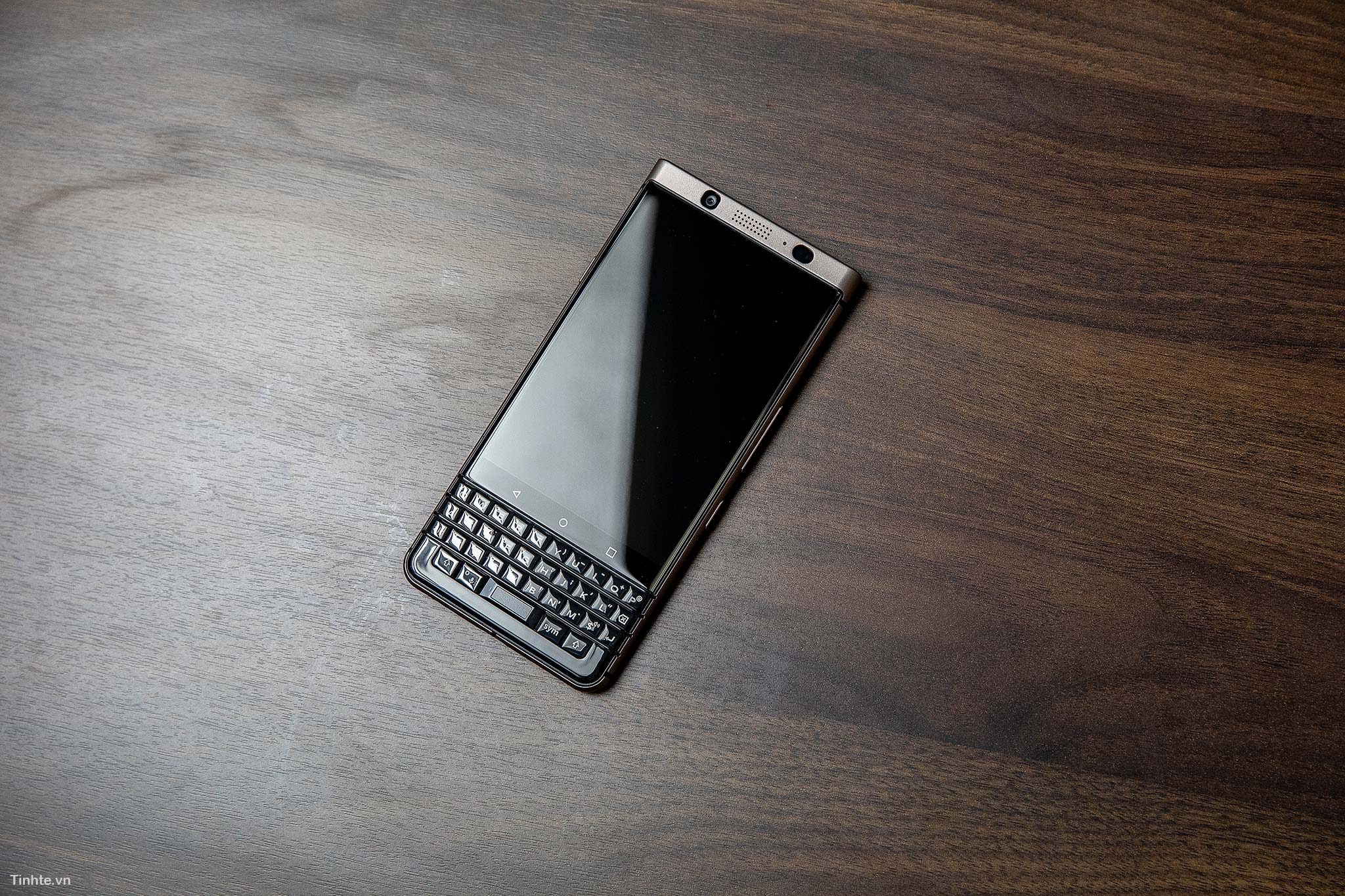 BlackBerry_KeyOne4.jpg