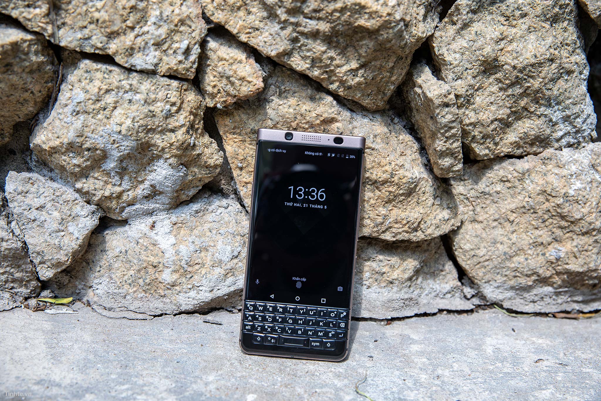 BlackBerry_KeyOne14.jpg