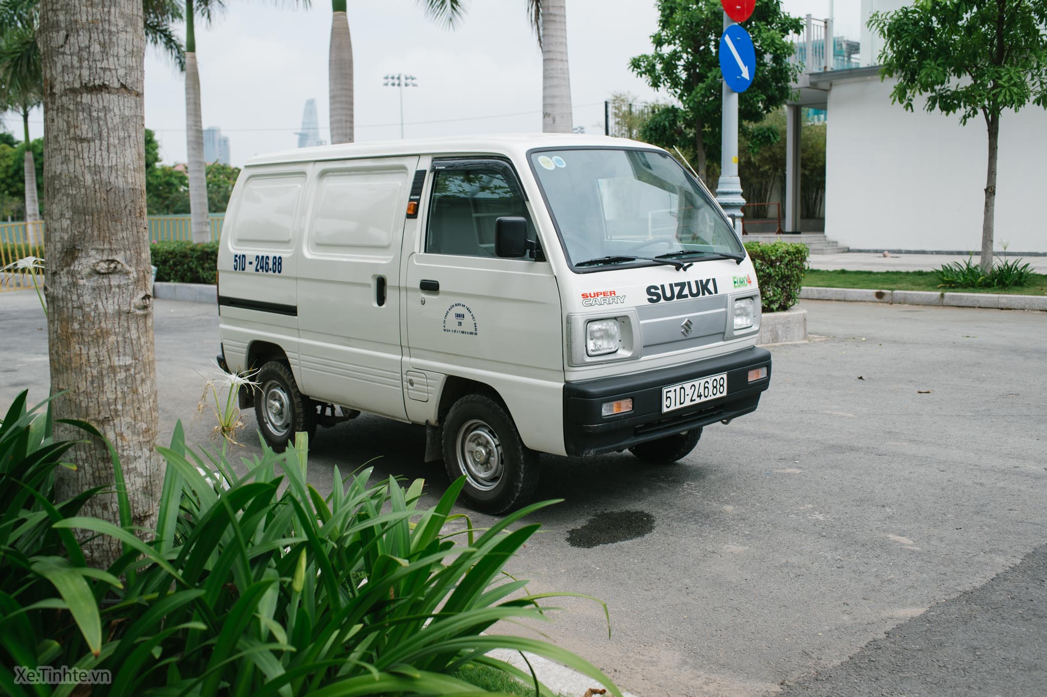 Thông tin và giá xe tải Suzuki Carry Blind Van khuyến mãi mới