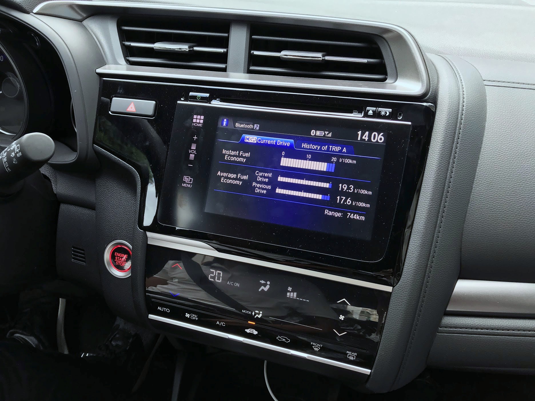 Infotainment Honda Jazz.JPG