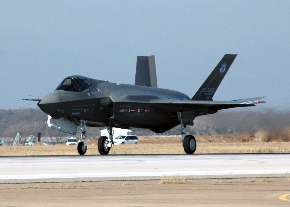 F35-tinhte.jpg