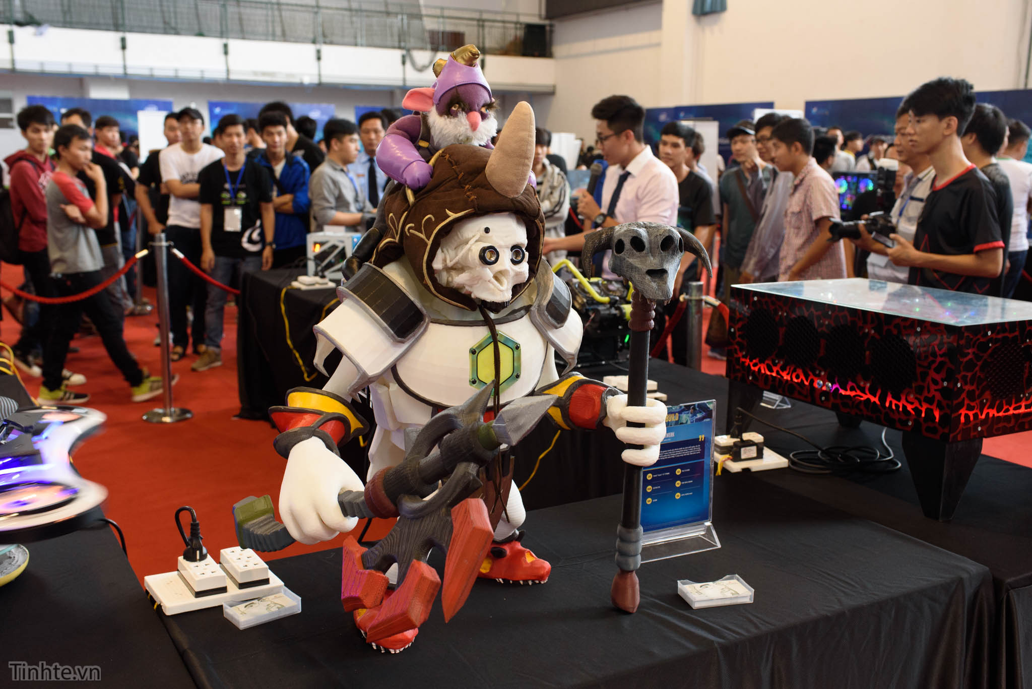 Intel Extreme PC Master_2.jpg