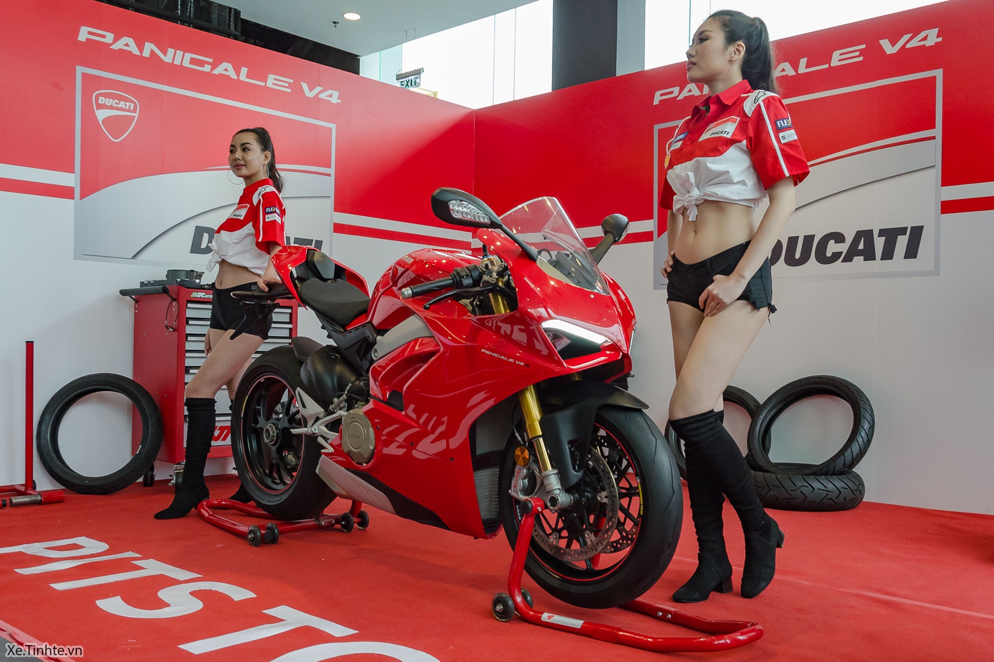 Ducati_Panigale_V4_S_2018_Xe_Tinhte-004.jpg