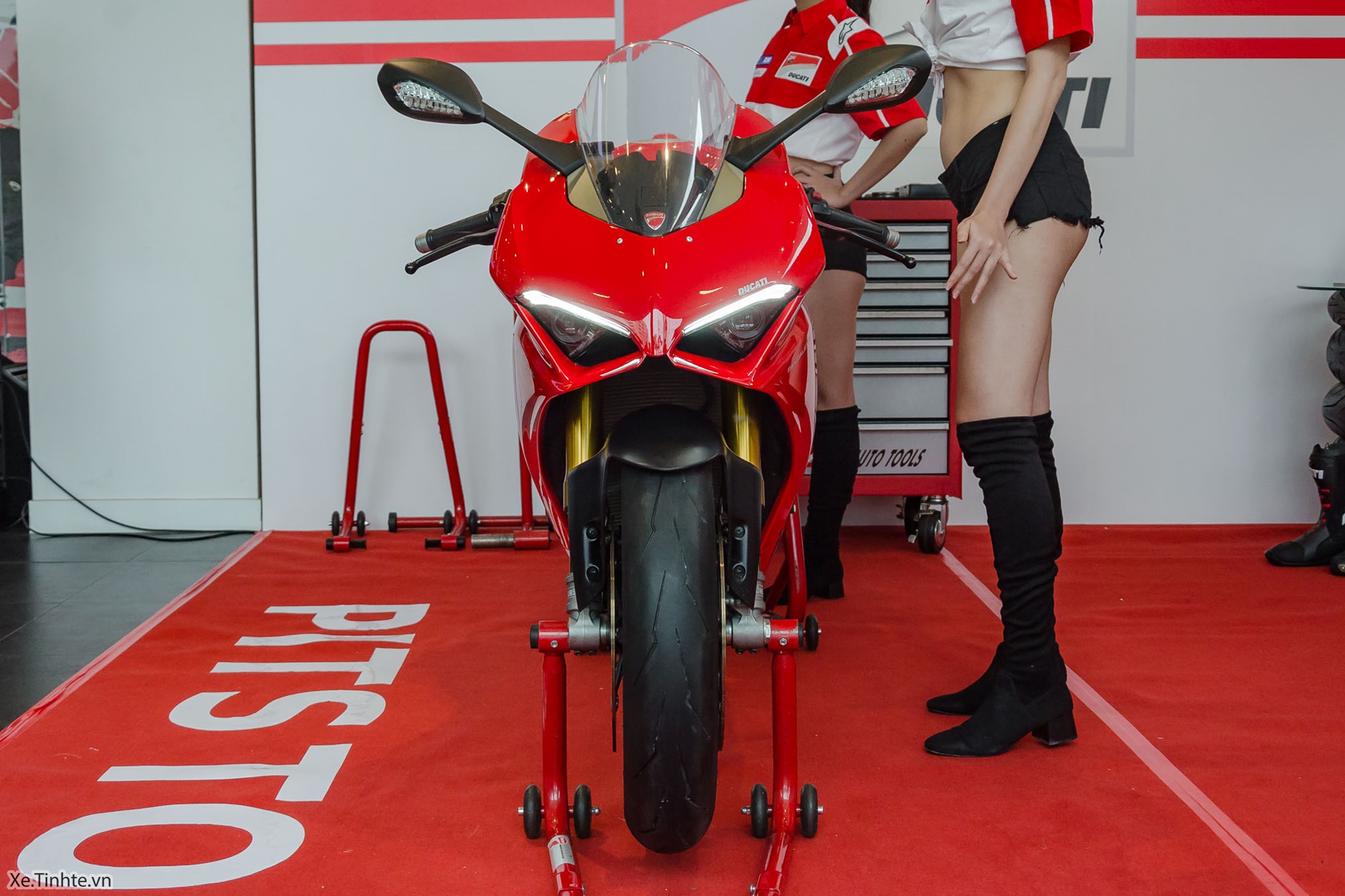 Ducati_Panigale_V4_S_2018_Xe_Tinhte-006.jpg