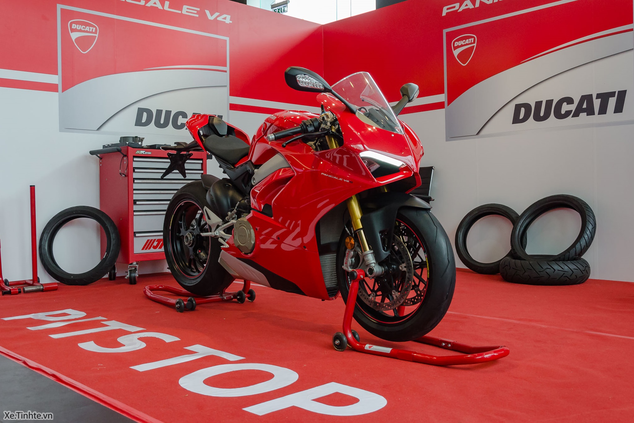 Ducati_Panigale_V4_S_2018_Xe_Tinhte-007.jpg
