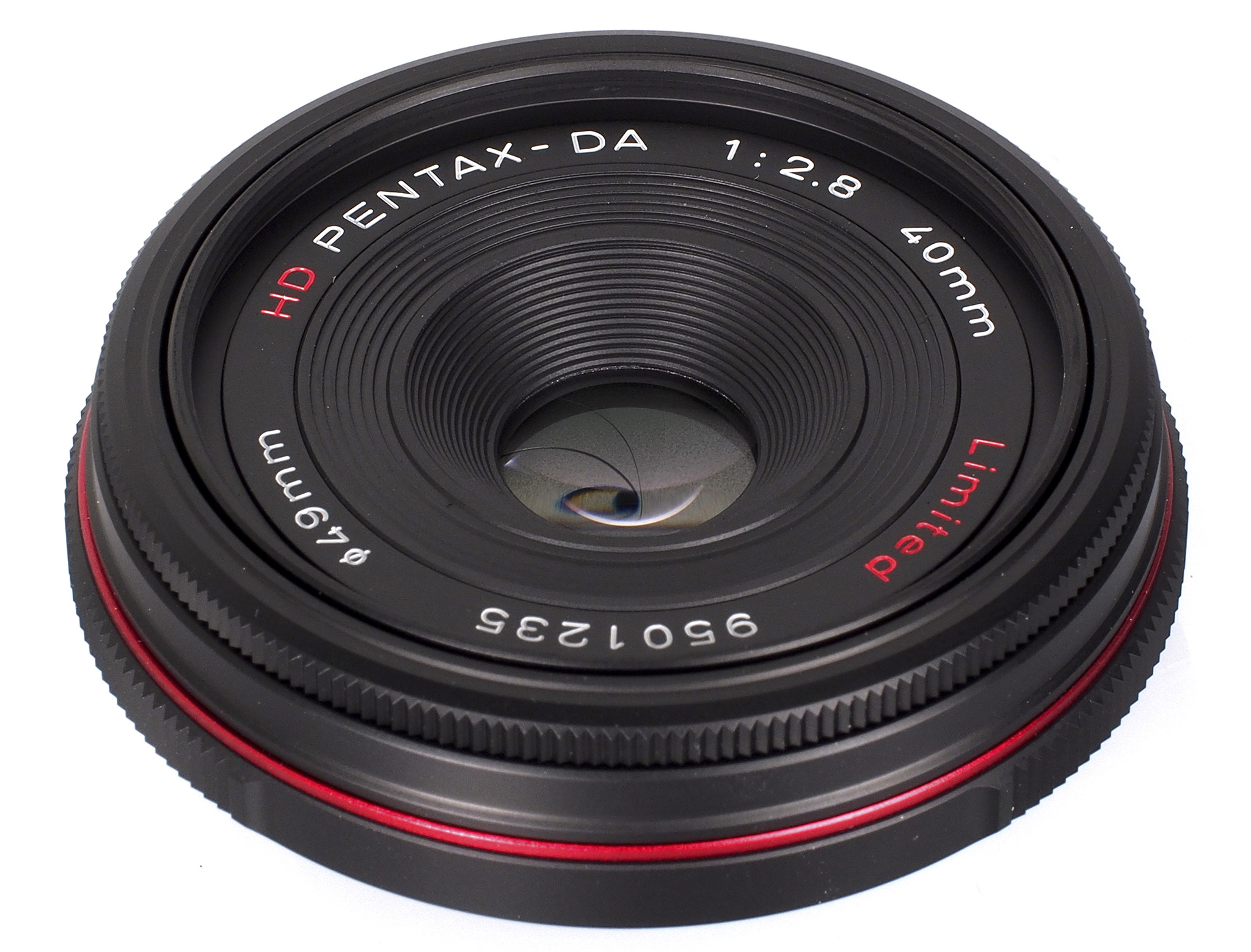 highres-HD-Pentax-DA-40mm-f2-8-limited-lens-black-4_1382093470.jpg