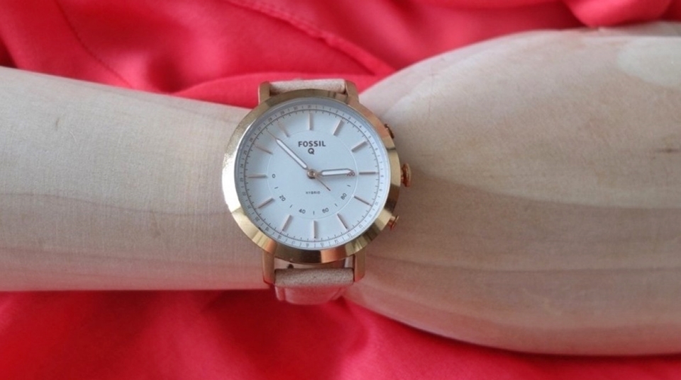 fossil q neely smartwatch review