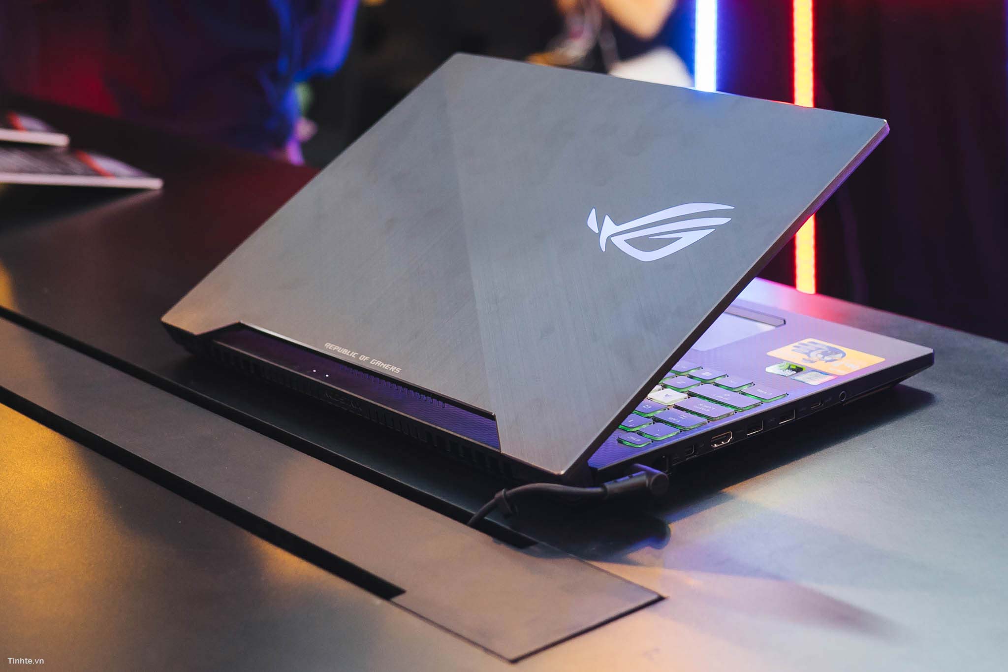 ASUS_Strix_launch-3.jpg