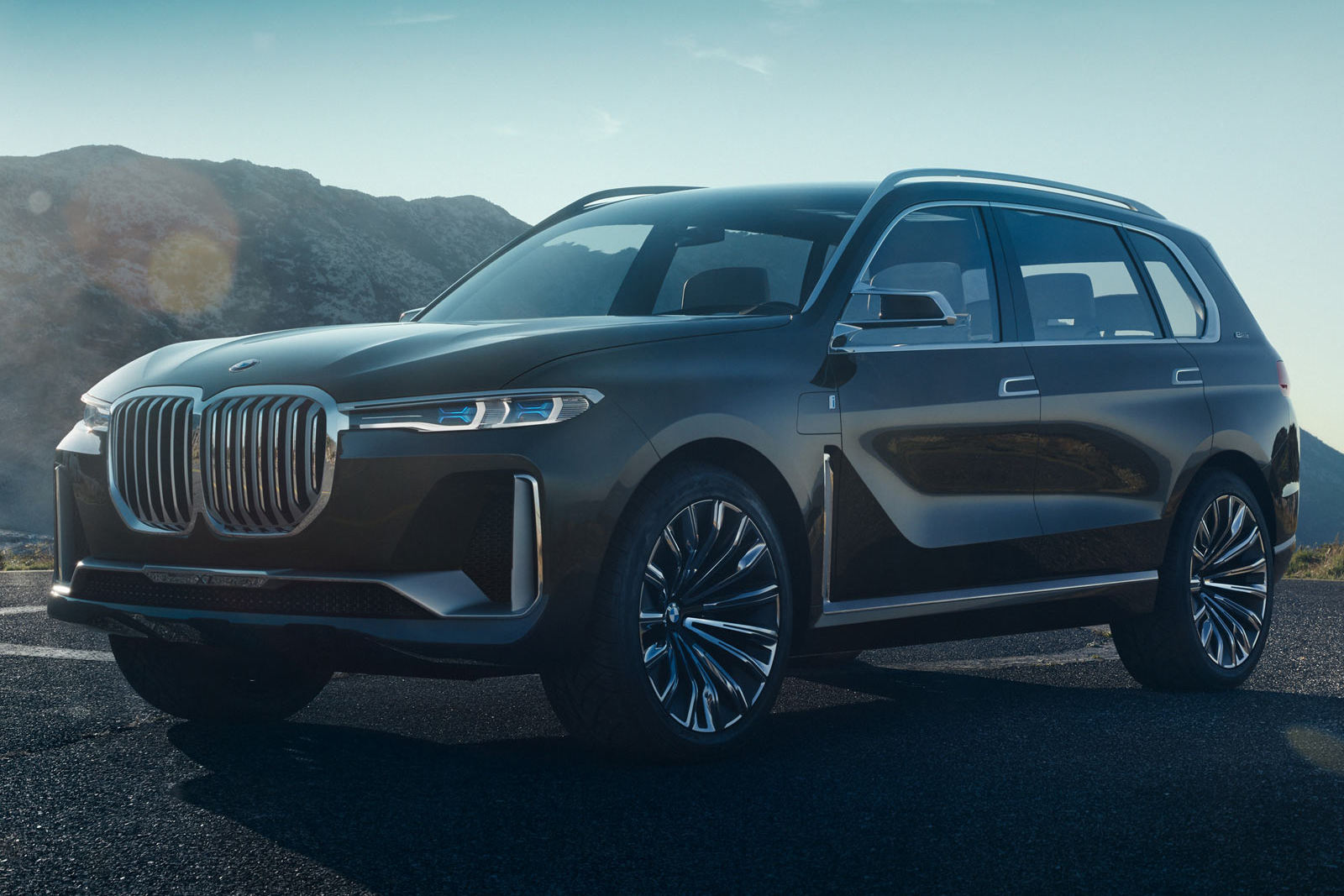 4126733_BMW-X7-Concept-2.jpg