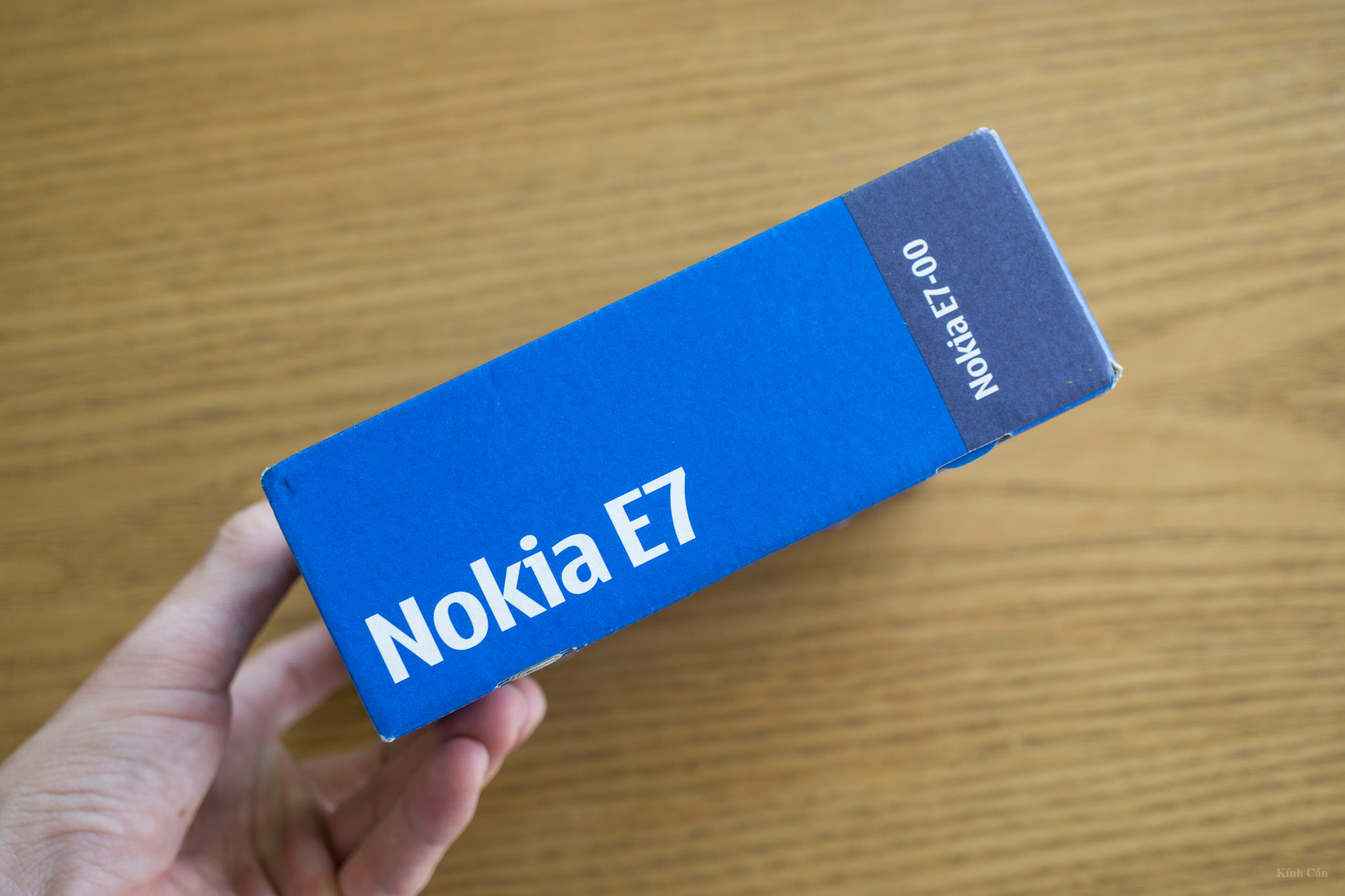 Nokia E7-3.jpg