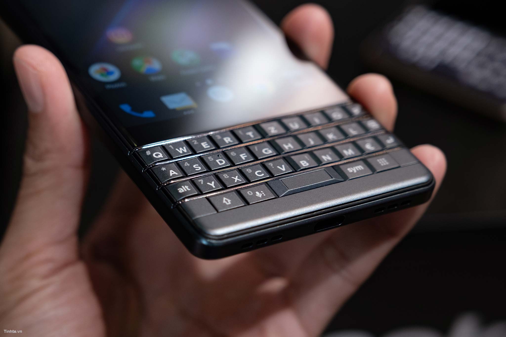 BlackBerry_Key2LTE-7.jpg