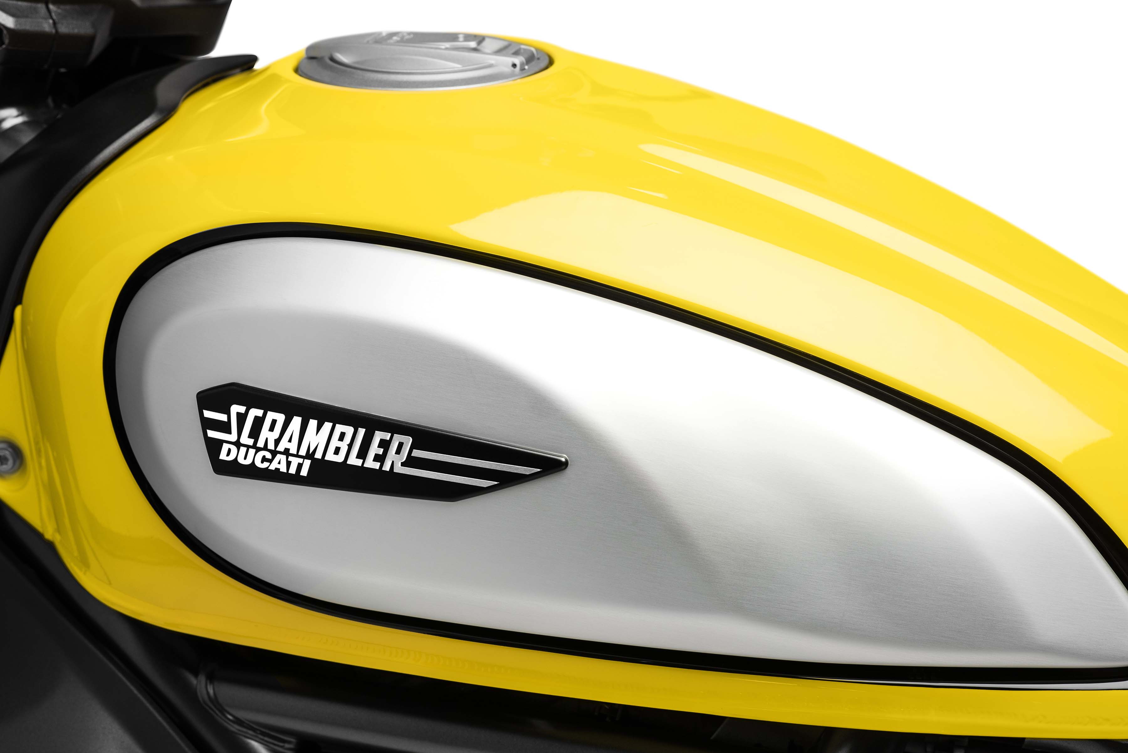 2019-Ducati-Scrambler-Icon-26.jpg