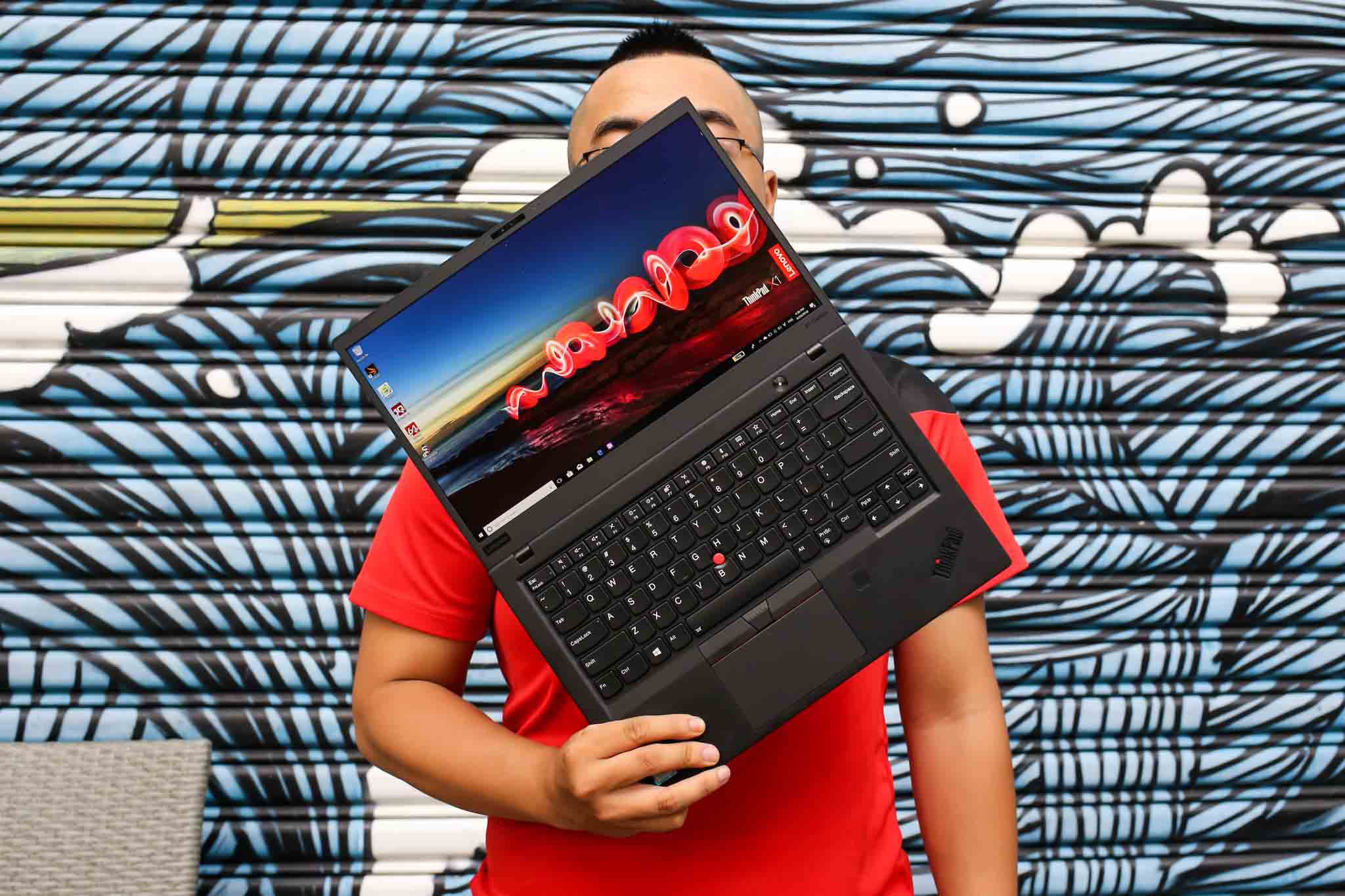 Review] ThinkPad X1 Carbon Gen6 - mạnh hơn, hoàn hảo hơn, giá cao nhưng  đáng!