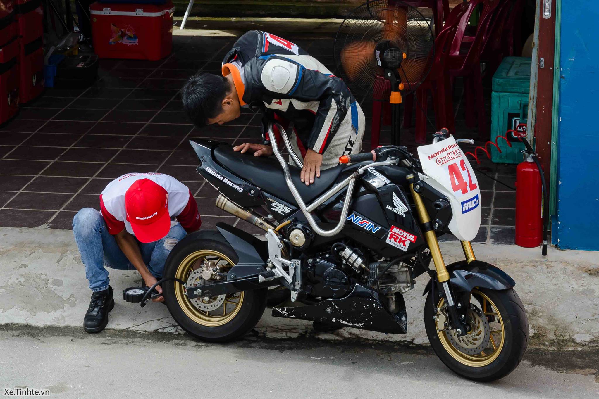 Vietnam_Motorcycle_Racing_2018_Xe_Tinhte_005.jpg