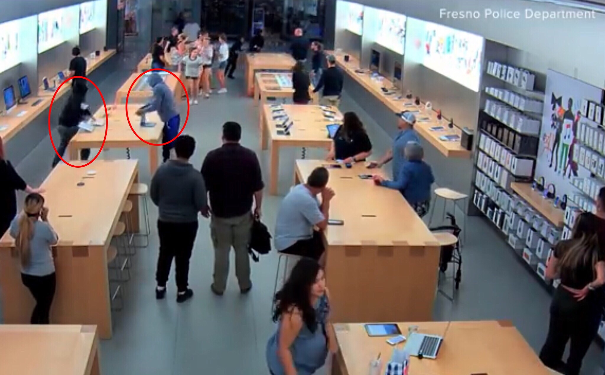 cover_tinhte_apple_store_robbery.JPG