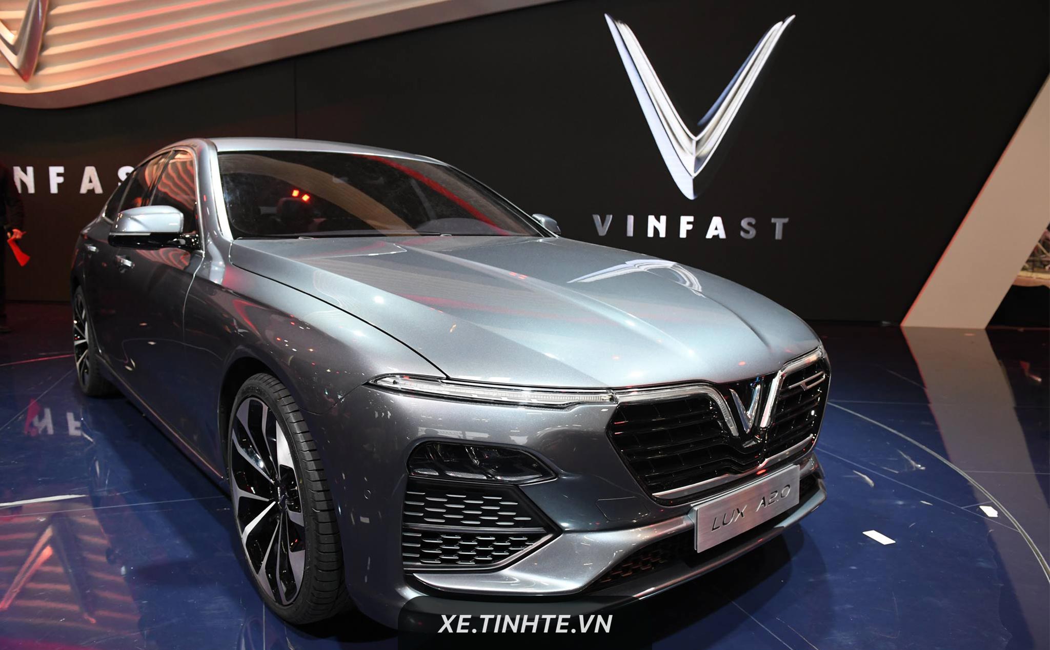 VinFast ra mắt sedan và SUV 7 chỗ tại Paris - thiết kế đẹp, động ...