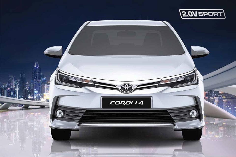 Toyota Việt Nam ra mắt Corolla Altis 2018: 7 túi khí, VSC cho mọi phiên ...