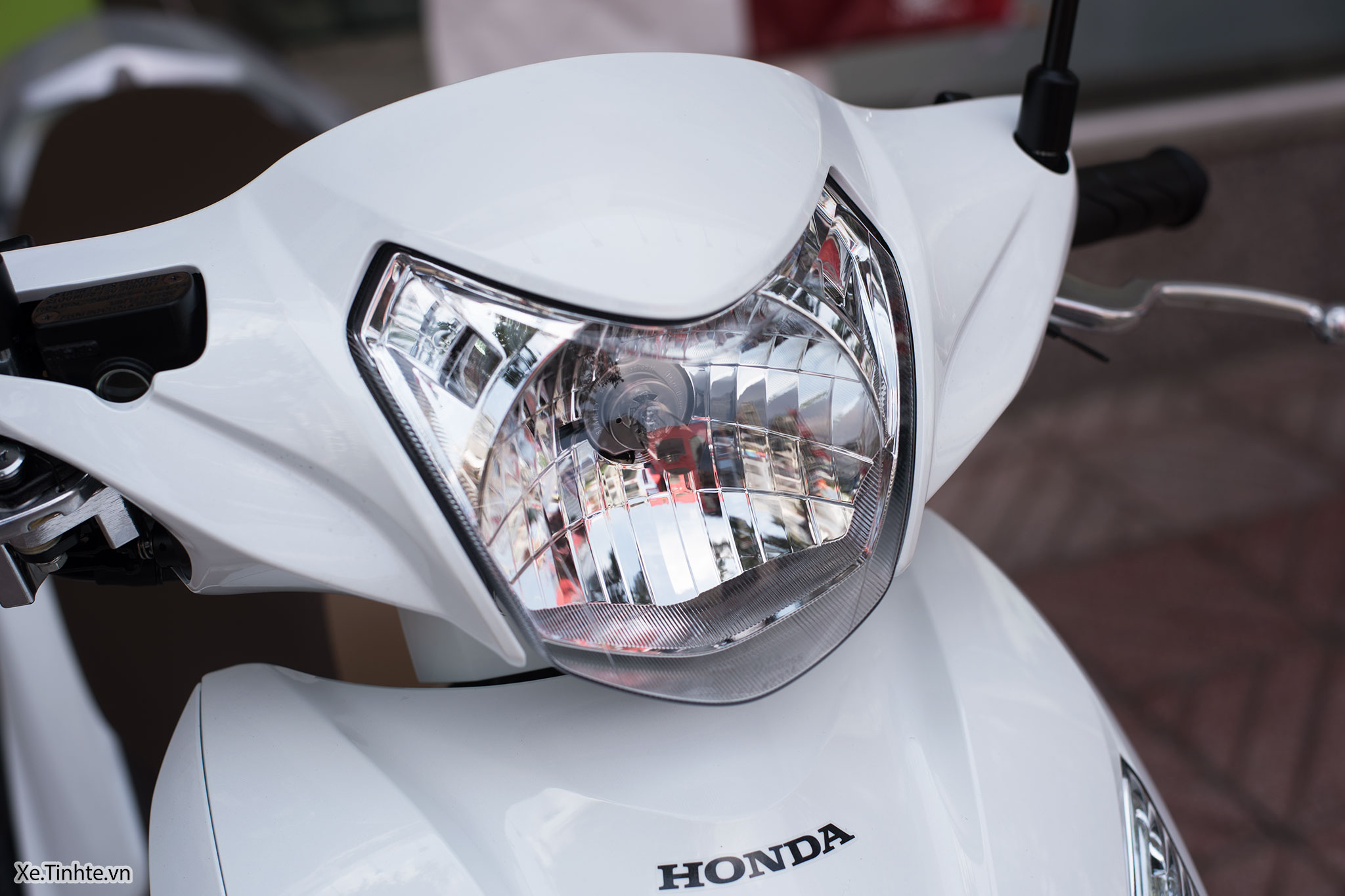 Honda_Vision_2018_3.jpg