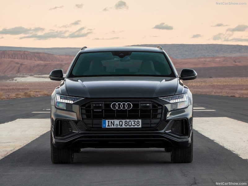 Audi-Q8-2019-800-7a.jpg
