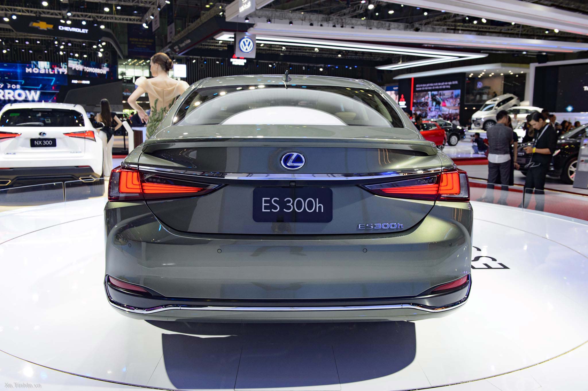 Lexus_ES_300h_2019_vms_tinhte_10-1.jpg