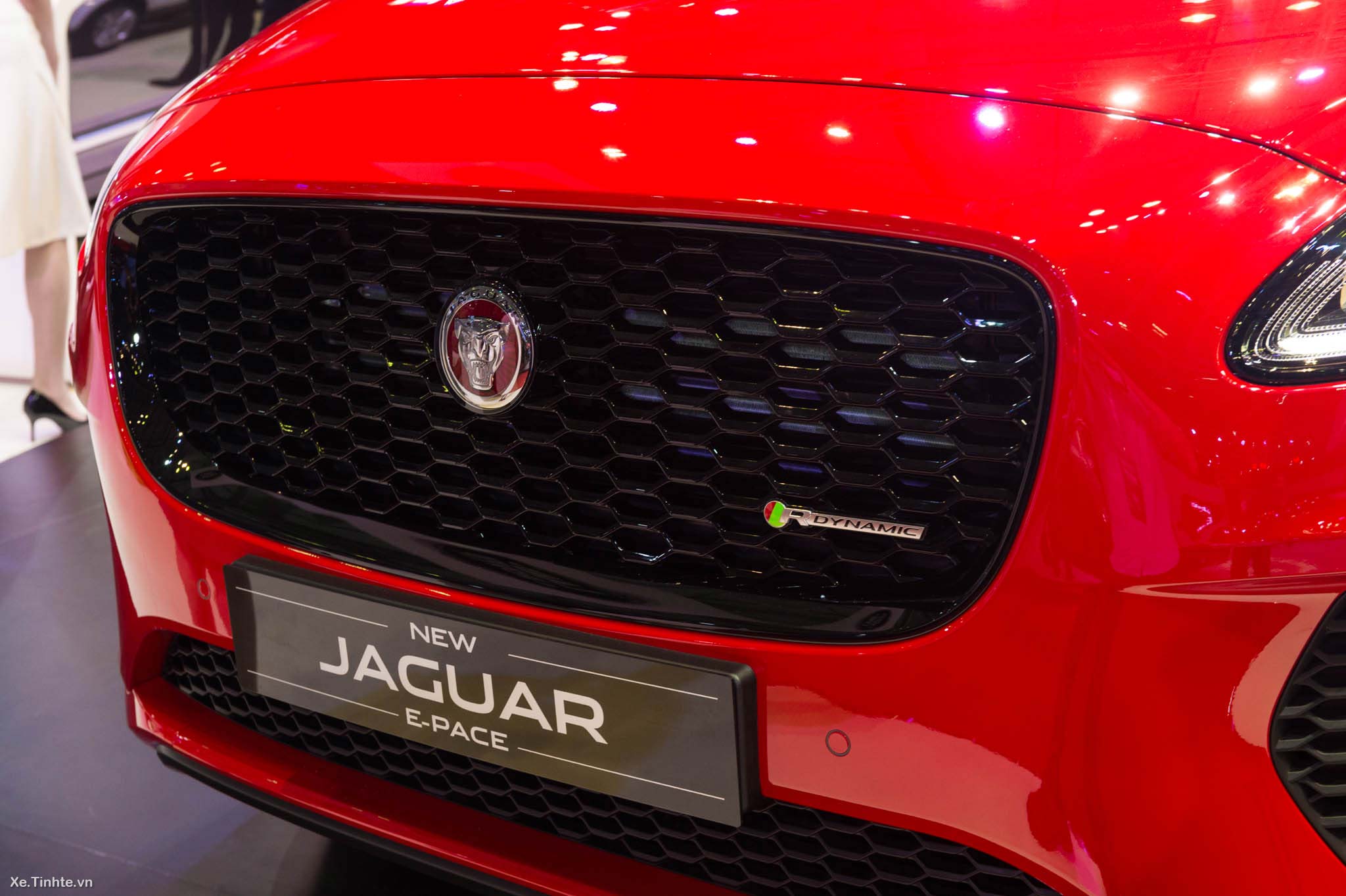 Jaguar_E-PACE_vms_2018_tinhte_11.jpg