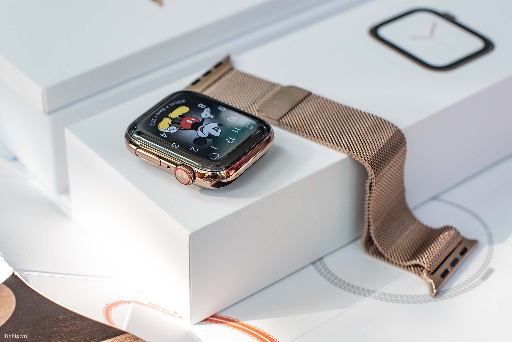 Cách cài hình nền Apple Watch Series 8 đơn giản, nhanh gọn